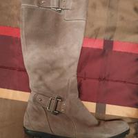 Stivali scamosciati marrone chiaro 