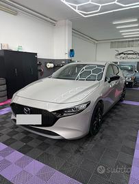 Mazda 3 mild hybrid 2.0 150cv Manuale