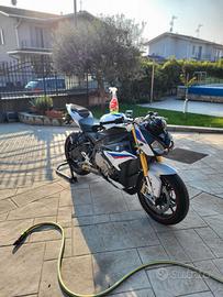 Bmw s1000r  del 2019