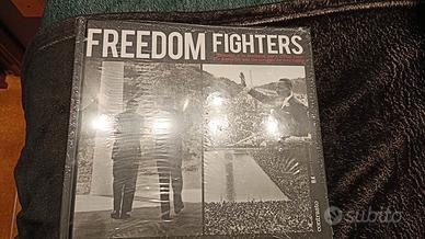 Libro FREEDOM FIGHTERS