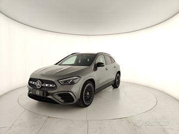 MERCEDES-BENZ GLA 200 d