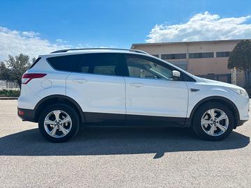 FORD KUGA 2.0 TDi 140cv PLUS