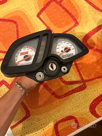 Strumentazione HM originale