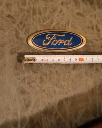 Fregio, logo "Ford"
