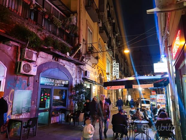 Cessione attività Bar zona Via Toledo Napoli