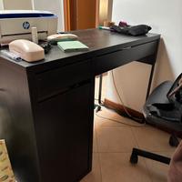 Scrivania ikea nera