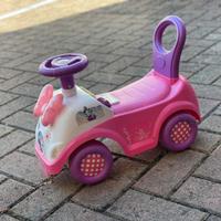 Macchinina cavalcabile bimba 1-3 anni