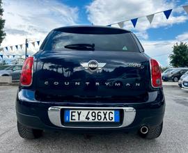 " UNA CHICCA " Mini 2.0 Cooper D Countryman Auto