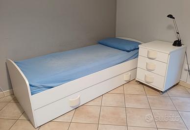 Cameretta ragazzo color bianco