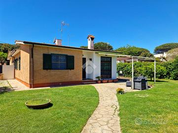VILLA SINGOLA A TERRACINA