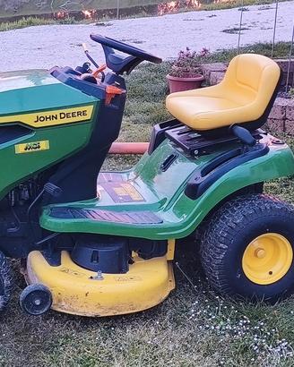 trattorino tosaerba benzina