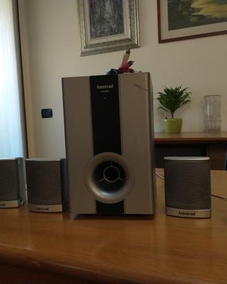 Altoparlanti Amstrad per home theatre