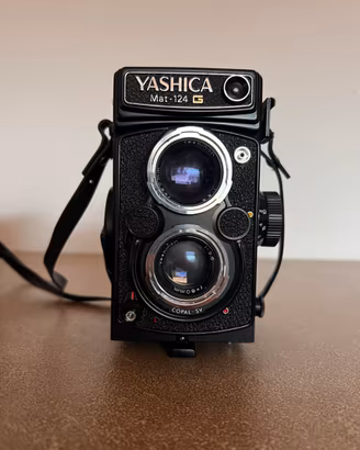 Yashica Mat-124 G Vintage 1979