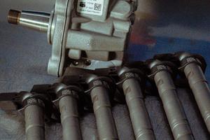 KIT Pompa 0445010611 ed Iniettori 0986435357