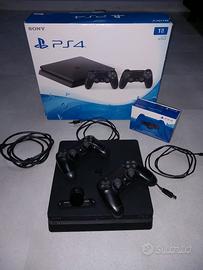 PS4 SLIM 1 TB + ACCESSORIO PAD