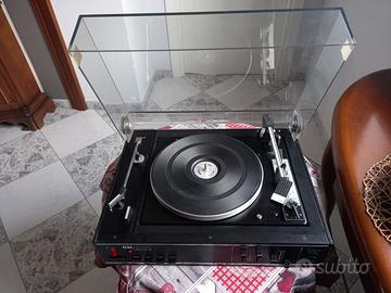 Giradischi amplificato