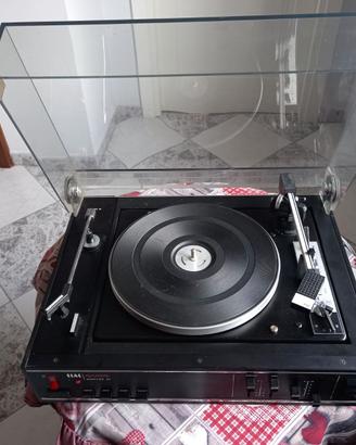 Giradischi amplificato