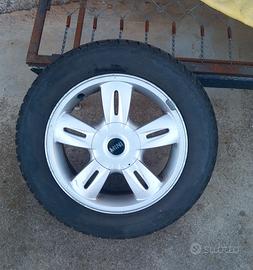 4 Gomme Invernali MINI con Cerchi in Lega