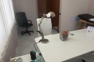 Stanza uso ufficio/studio medico- zona Casal monas