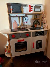 Cucina Giocattolo in Legno