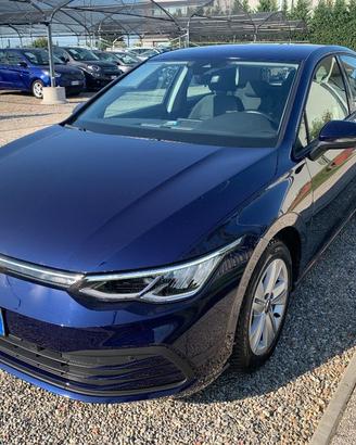 VOLKSWAGEN Golf 1.0 eTSI EVO DSG Life