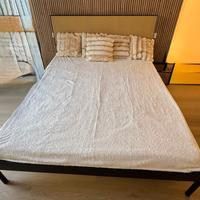 letto matrimoniale completo di materasso 