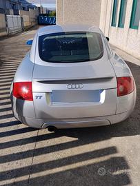 AUDI TT 1.8 TURBO