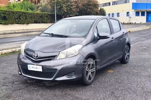 TOYOTA Yaris 1.3 5 porte Active