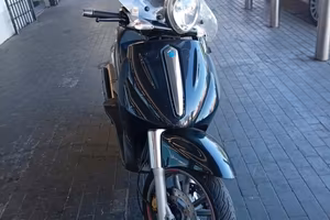 Beverly 500 