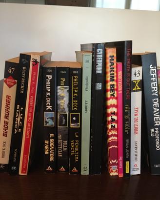 Selezione libri autori fantascienza