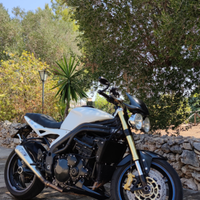 Triumph Speed Triple 1050