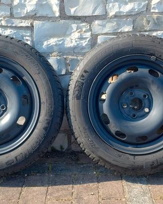 n.4 cerchi auto 15" ideali per cambio gomme