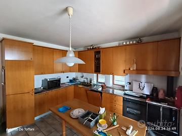 cucina componibile in legno cm 280 x 405