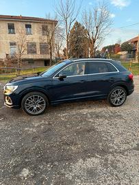 Audi Q3 45tfsi