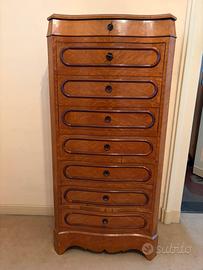 Antico cassettone settimanale in legno
