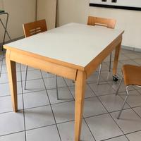 Tavolo cucina allungabile
