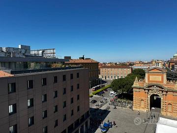 Attico / Mansarda di 156 m² con 5 locali a Bologna