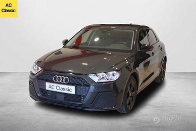 Audi A1 Sportback 30 TFSI Attraction (110 cv)