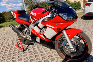 Yamaha YZF R6