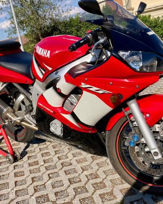 Yamaha YZF R6