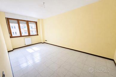 Appartamento uso ufficio - Via degli Astronauti