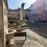 CASA SEMINDIPENDENTE A PIETRASTORNINA