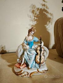 Statua in porcella d arte fatta a mano Galletti