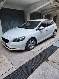 Volvo V40 D2 1.6 115 CV condizioni TOP