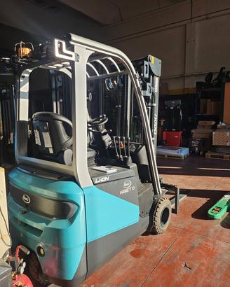 Carrello elevatore elettrico 1800kg triplex