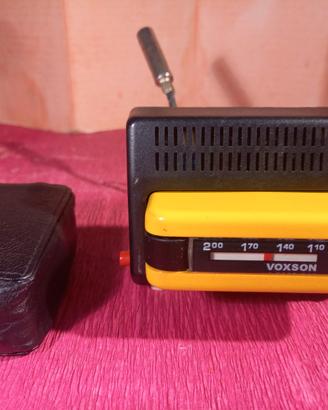Autoradio VOXSON TANGA gialla Onde Lunghe