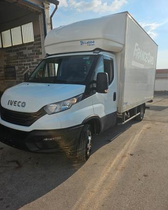 Iveco daily 35c16 Motore 3000cc anno 2023