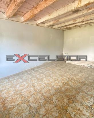 LAMA POLESINE: Rustico con giardino e garage