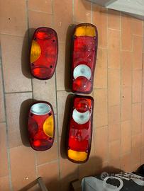 Fari post per rimorchio o daily