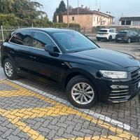 Audi Q5 sline 190 cv QUATTRO